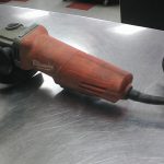 GRINDER (MELEUSE A MAIN) / ROUGE