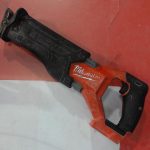 SCIE VA ET VIENT (PASSE-PARTOUT) / ROUGE