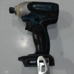 PERCEUSE (PERCUSSION, COLONE, ETC) / VERT