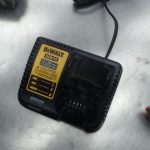 CHARGEUR DE BATT SANS FILS / NOIR