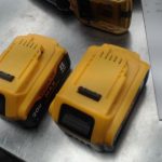 BATTERIE D'OUTIL SANS FILS / JAUNE