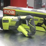 SCIE SAUTEUSE / VERT