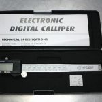 MICROMETRE / NOIR