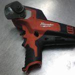 OUTIL ELECTRIQUE A DETAILLER / ROUGE