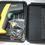 OUTIL ELECTRIQUE A DETAILLER / JAUNE