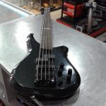 BASS ELECTRIQUE / VERT