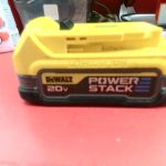 BATTERIE D'OUTIL SANS FILS / JAUNE