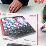 CONSOLE DE MIXAGE (MIXER) / NOIR