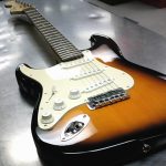 GUIT ELECTRIQUE / MARRON