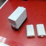 CHARGEUR DE BATTERIE JEU / BLANC