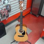 GUITARE ACOUSTIQUE / MARRON