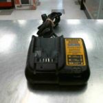 CHARGEUR DE BATTERIE SANS FILS / NOIR