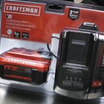 BATTERIE D'OUTIL SANS FILS / ROUGE