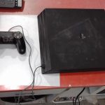 CONSOLE PLAYSTATION 4 / BLANC