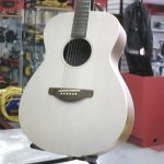 GUITARE ACOUST / BEIGE