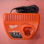 CHARGEUR DE BATTERIE SANS FILS / ROUGE