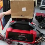 CHARGEUR D'AUTO (BOOSTER PACK) / ROUGE