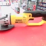GRINDER (MELEUSE A MAIN) / JAUNE