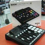 CONSOLE DE MIXAGE (MIXER) / NOIR