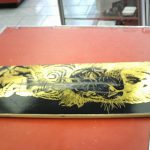 PLANCHE A ROULETTE / NOIR