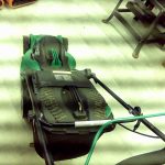 OUTIL ELECTRIQUE A DETAILLER / VERT