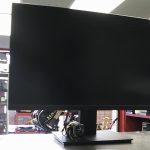 MONITEUR D'ORDINATEUR / NOIR