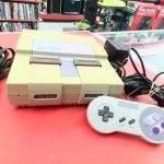 CONSOLE SNES (SUPER) / JAUNE