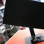 MONITEUR D'ORDINATEUR / NOIR