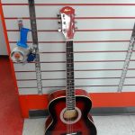 GUITARE ACOUSTIQUE / ROUGE