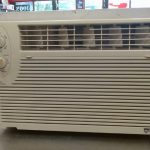 CLIMATISEUR / BLANC