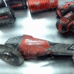 GRINDER (MELEUSE A MAIN) / ROUGE