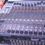 CONSOLE DE MIXAGE