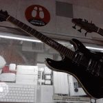 GUITARE ELECTRIQUE / NOIR