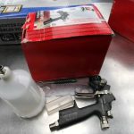 PISTOLET A PEINTURE / GRIS