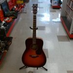 GUITARE ACOUSTIQUE / MARRON