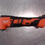OUTIL ELECTRIQUE A DETAILLER / ROUGE