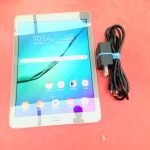 TABLETTE INTELLIGENTE / ARGENT / NA /