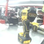 PERCEUSE (PERCUSSION, COLONE, ETC) / JAUNE